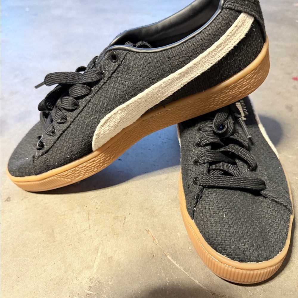Puma Black Sneakers with Cream Stripe and Gum Sole